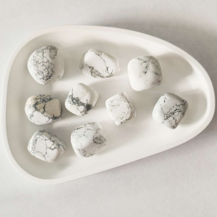 Howlite - Tumble